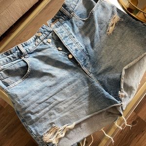 High waisted Mom Jean shorts, size US 12. Gently worn twice.